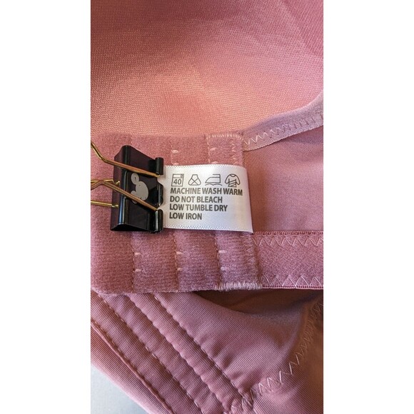 Women Rose Intimate Pink Bra 38B No underwire, Extra Wide Back W/ 3 Hooks - Picture 4 of 5